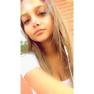 Meet your Posher, Melanie